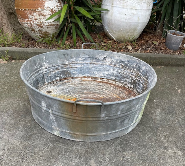 Vintage  European Galvanized Wash Tub #6310