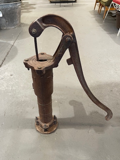 Vintage Metal Water Pump  #6329. Byron