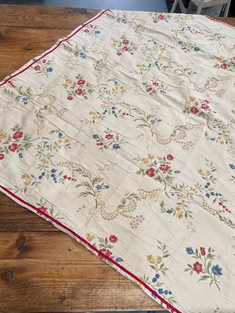 Vintage Embroidered Table Cloth  #F550