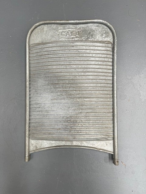 Vintage Metal Wash Board  #5979 Byron