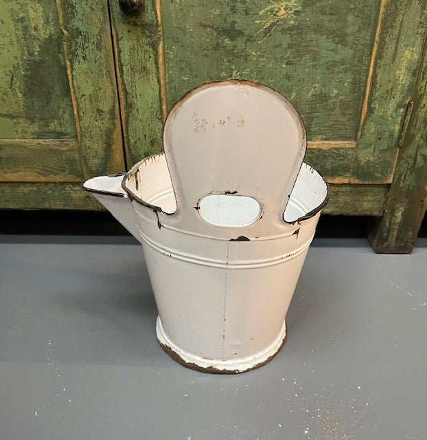 Vintage Hungarian   Enamel Water Bucket with Spout   #6540  Byron