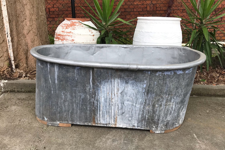 Vintage 1940s  Galvanized Bath Tub #3616C