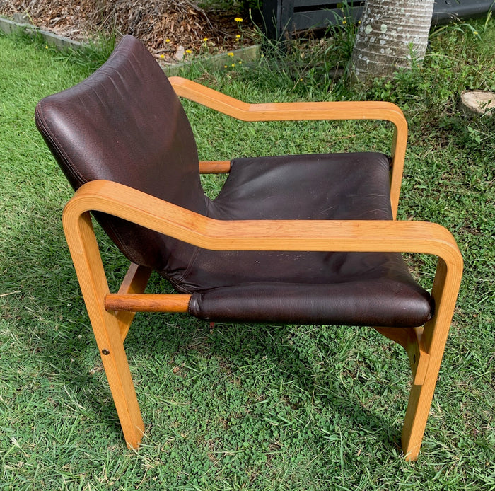 Swedish Mid Century Leather  Lounge Chair  #4438 Byron