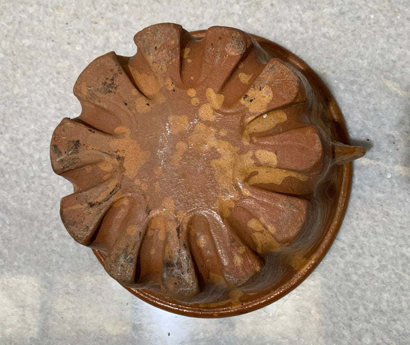 Try out this terracotta-inspired icing technique for the pottery lover... |  TikTok